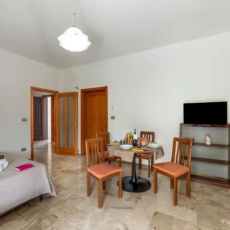 度假居 Tenuta Villamar *